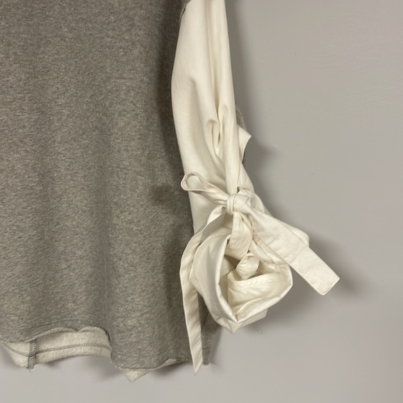 Melrose and Market  cute gray sweatshirt with white cotton sleeves with ties, L - Picture 4 of 8